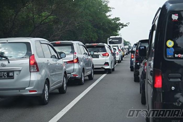 Bahu tol otofemale berhenti trouble lakukan octa