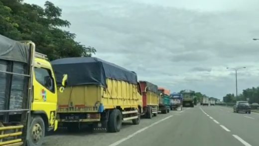 Ini Dampak Berhenti di Bahu Jalan Tol