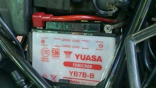 Trik Agar Aki Motor Tidak Cepat Soak