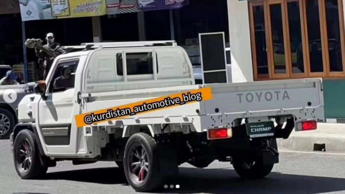 Toyota Rangga Concept Tes Jalan, Pakai Pelat Hilux Champ - Mobil KatadataOTO Tes Jalan Motor Sport 150cc: Nyaman atau Tidak?