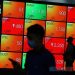 IHSG Hari Ini Anjlok 3,05% ke Level 5.643 dengan Transaksi Rp15 Triliun