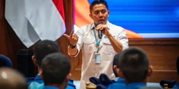 Pendaftaran Program Magang Nasional 2026 Dibuka, 150 Ribu Lulusan Dapat Magang Bareng Seskab Teddy