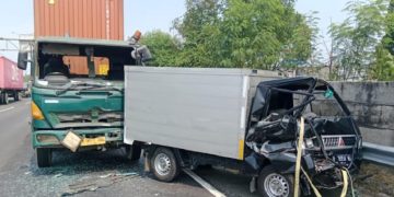 6 Kendaraan Terlibat Tabrakan Beruntun di Tol Bintara Arah Cakung, 1 Tewas dan 2 Luka-luka