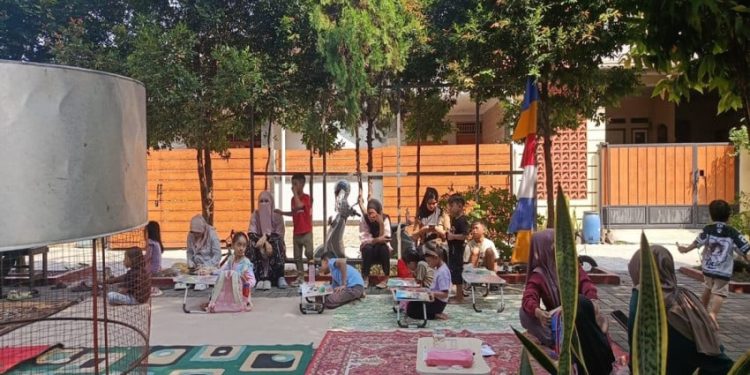 Bersama Empat Jagoan, MNC Peduli Berbagi Buku Dongeng dan Mengadakan Lomba Mewarnai