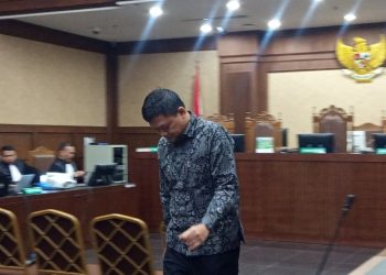 Eks Kasi Intelijen Cukai Didakwa Terima Gratifikasi Rp7,6 Miliar dari Pengusaha Rokok