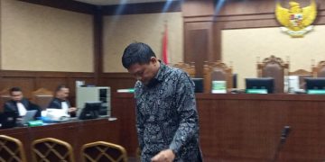 Eks Kasi Intelijen Cukai Didakwa Terima Gratifikasi Rp7,6 Miliar dari Pengusaha Rokok