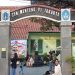 Hari Pertama Sekolah, Orang Tua Setia Dampingi Anak di SDN Menteng 01