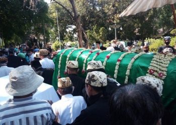 Hukum Penundaan Penguburan Jenazah dalam Islam dan Kapan Diperbolehkan