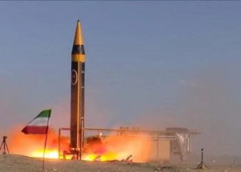 Iran Serang Pangkalan AS di Yordania Kuwait Bahrain dan Oman