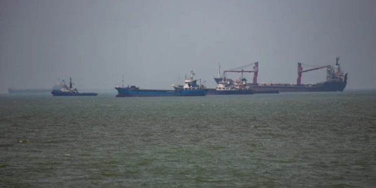 Iran Mengkritik Oman Tentang Pengumuman Koridor Pelayaran Selatan di Selat Hormuz