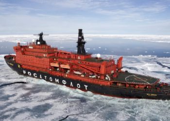 Putin Klaim Armada Kapal Pemecah Es Rusia Tanpa Pesaing di Dunia