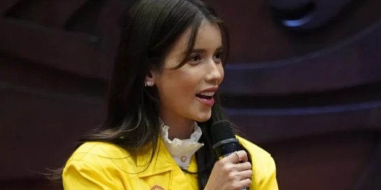 Sabrina Chairunnisa Mundur dari S3 Ilmu Komunikasi UI, Berapa Biaya Kuliahnya?