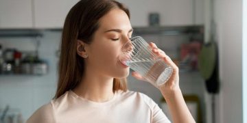 Berapa Banyak Stok Air Kemasan yang Diperlukan untuk Situasi Darurat?