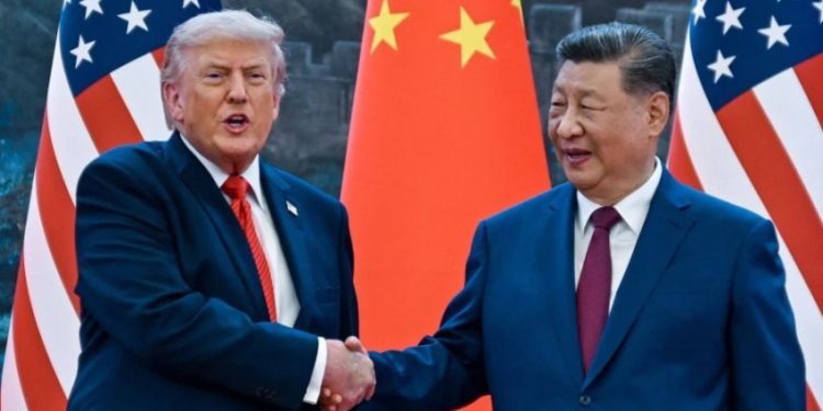 Sanksi Balasan AS dan China Menjelang Pertemuan Trump serta Xi Jinping