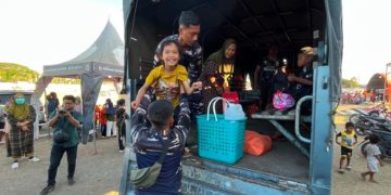 237 Pengungsi Gempa NTT M7,7 di Maumere Kembali ke Rumah