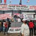 Demonstran Penuhi DPR Tuntut Aset Dirampas dan Hukuman Mati untuk Koruptor