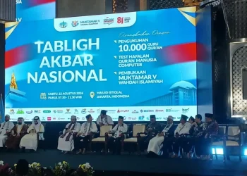Dai Nasional Hadiri Tabligh Akbar dan Pembukaan Muktamar V Wahdah Islamiyah