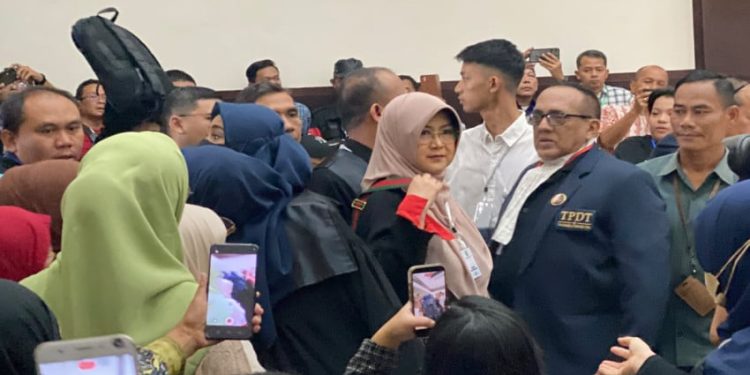 Hijrah dari Urusan Ijazah Bukan Mundur!