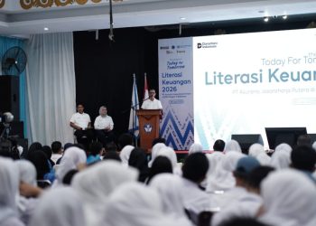 Dukung Generasi Cerdas Finansial dengan Edukasi 300 Siswa di Makassar