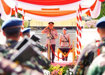 Pimpin Upacara Hari Juang Polri 2026 di Surabaya oleh Kapolri