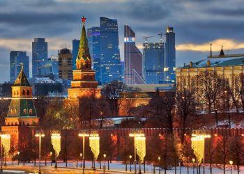 Kutukan Agustus di Rusia dan Upaya Putin Menghadapinya