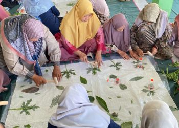 Lawan Risiko Stroke, Daun Kering Disulap Jadi Produk Bernilai Ekonomi oleh Tim Unusa