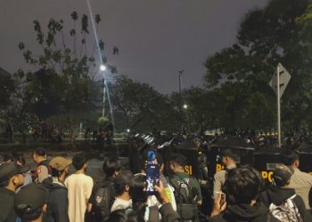 Massa Aksi Terus Berdatangan Sampai Malam, Polri Imbau Jaga Ketertiban