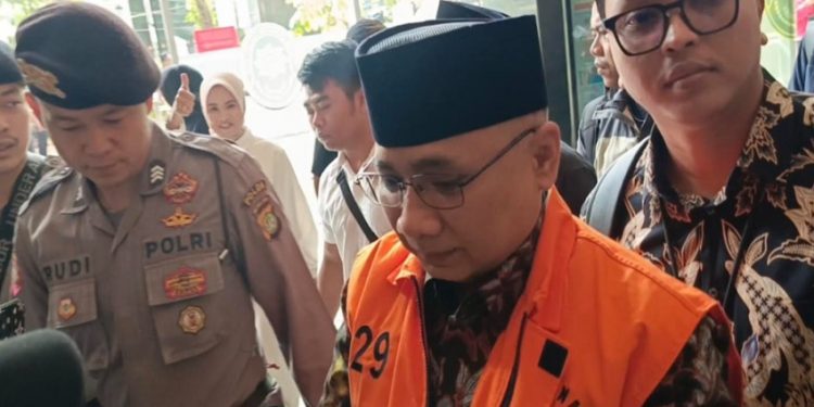 Gus Yaqut Disambut Selawat Asyghil di Ruang Sidang Tipikor