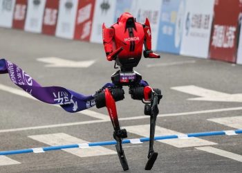 Robot Humanoid Mengalahkan Usain Bolt dan Memecahkan Rekor Dunia Berlari