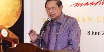 Sedang Melakukan Pemeriksaan Kesehatan