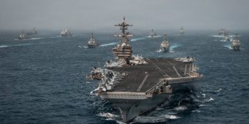 Iran Ancam Serang Kapal Perang AS di Selat Hormuz di Tengah Situasi Memanas