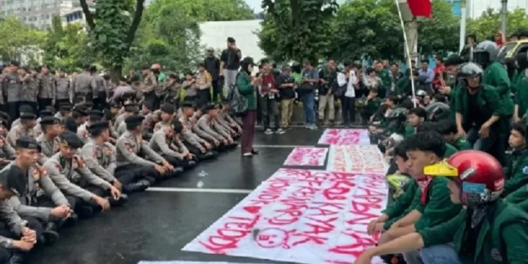 Penyebaran Informasi Salah Dapat Mengganggu Ketertiban Masyarakat