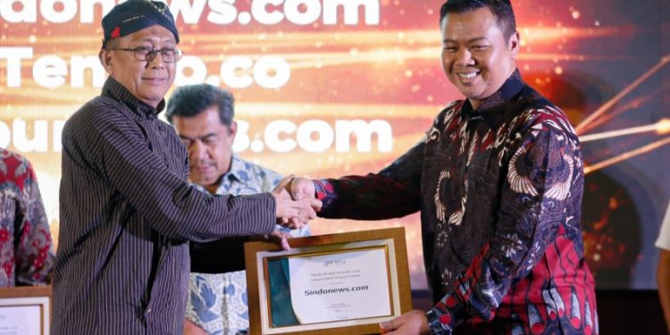 Pers Bermartabat sebagai Fondasi Informasi Berdaulat Menurut SPS