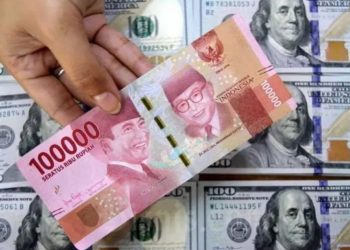 Tekanan Berlanjut, Rupiah Ditutup Melemah ke Rp18.027 Sore Ini