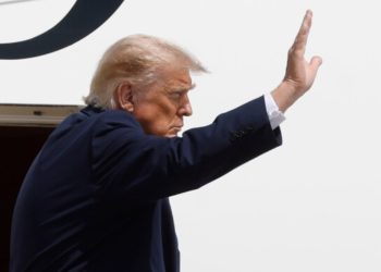 Perusahaan Kanada Diminta Pindah ke AS dengan Janji Bebas Tarif dari Trump