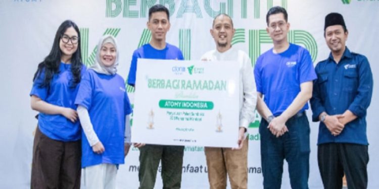 Salurkan Bantuan Kemanusiaan Komitmen Wujudkan Kesejahteraan Masyarakat