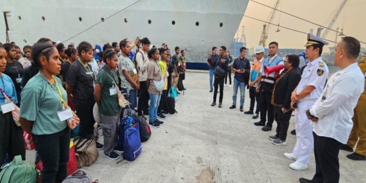 Pelni dan Pelindo Sediakan Jalur Pendidikan Lengkap untuk Anak Papua