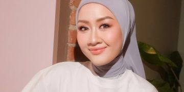 Fanny Kondoh Minta Maaf setelah Dihujat karena Peluk dr Gia Pratama
