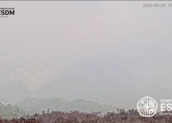 Gunung Merapi Erupsi Lagi dengan Awan Panas Guguran Sejauh 2000 Meter