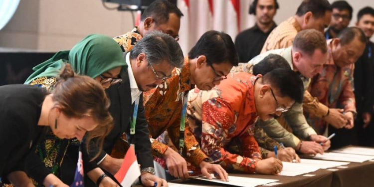 Enam Kesepakatan Pengembangan Energi Terbarukan Teken oleh Pertamina NRE
