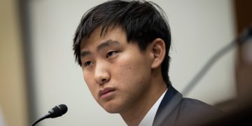 Siapa Alexandr Wang? Miliarder Termuda yang Mendorong Remaja Mempelajari Vibe-coding