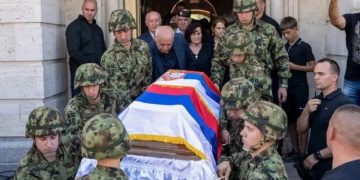 Siapa Ratko Mladic? Komandan Militer Kejam yang Pimpin Perang Menewaskan 100.000 Muslim Bosnia