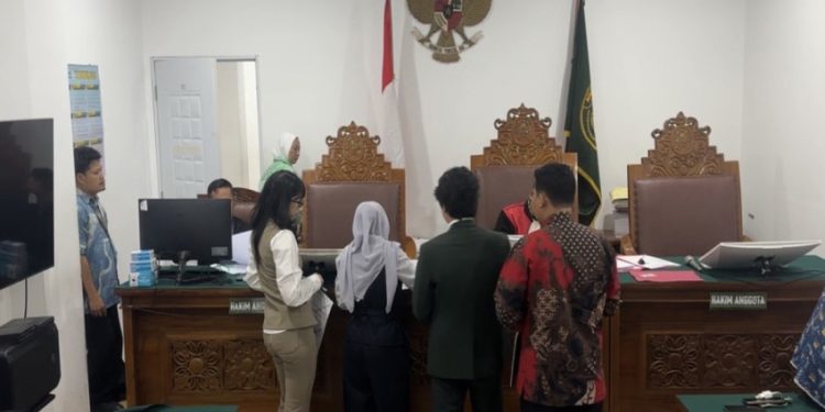 Sidang Praperadilan Pertama di PN Jaksel, Lodewyk Pusung Mengaku Dikriminalisasi