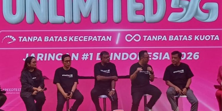 Perkuat Unlimited 5G dan Pengalaman Pelanggan di Surabaya