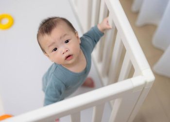 Pagar Bayi Bermain, Solusi Menciptakan Area Aman untuk Anak Aktif Bereksplorasi
