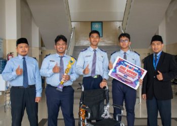 3 Siswa SMA Kembangkan Otomatisasi Kursi Roda dan Menangkan Juara 2 Kompetisi Baronas ITS