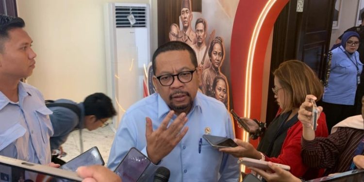 Wakil Kepala Staf dan Sekretaris Dewan Pertimbangan Presiden