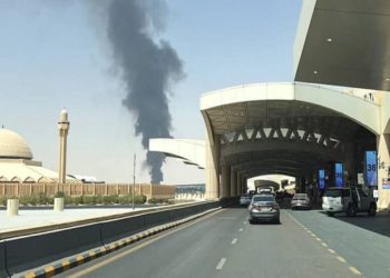 Serangan Rudal di Bandara Riyadh, 2 Tewas, Pelaku Diduga Houthi