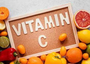Apakah Konsumsi Vitamin C Harian Dapat Menyebabkan Batu Ginjal? Penjelasan Dokter