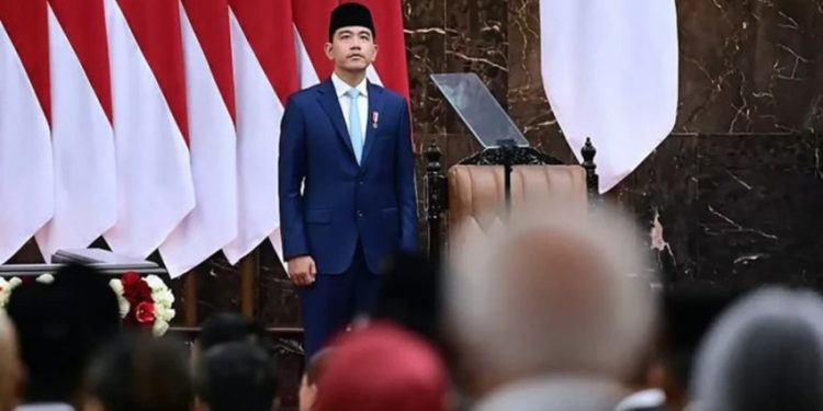 Buntut Pencalonan Gibran di Pilpres 2024, KPU dan Bawaslu Dilaporkan ke DKPP